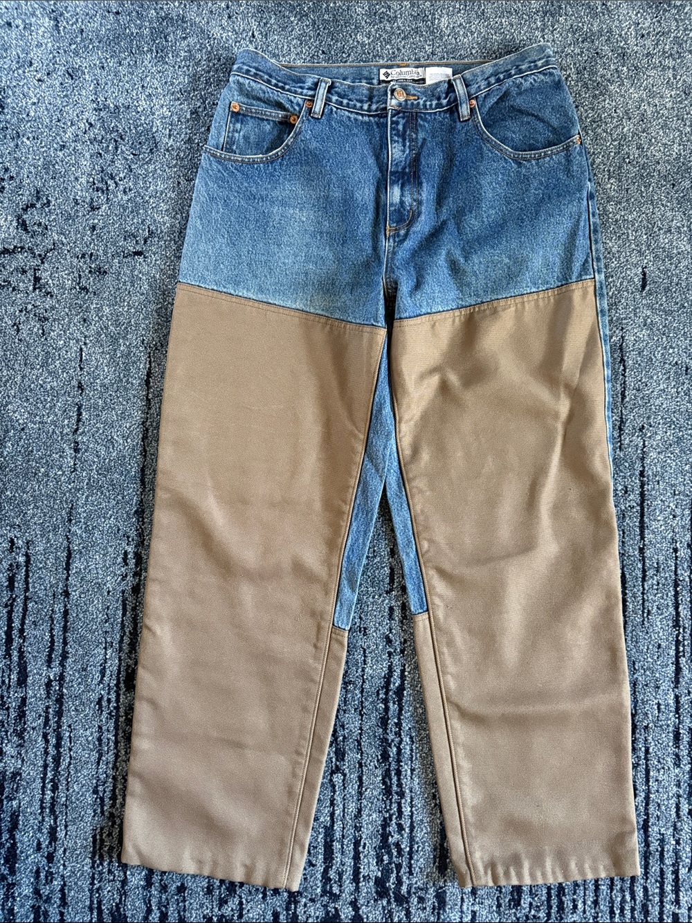 Columbia Two-Tone Blue and Green Men’s Jeans